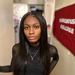 Meet your Posher, Monae